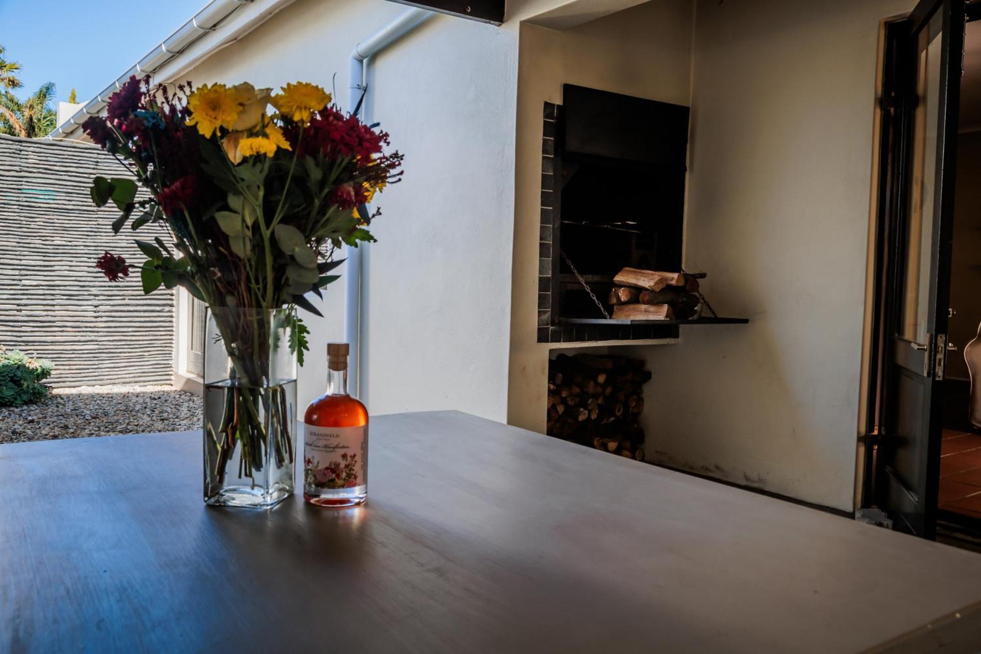 Swellendam Self Catering Villa Room photo